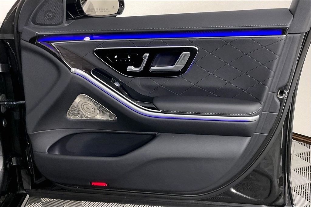 2023 Mercedes-Benz S-Class S 580e - Photo 16