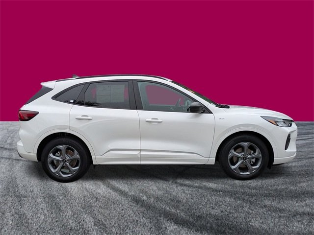 2024 Ford Escape ST-Line photo 3