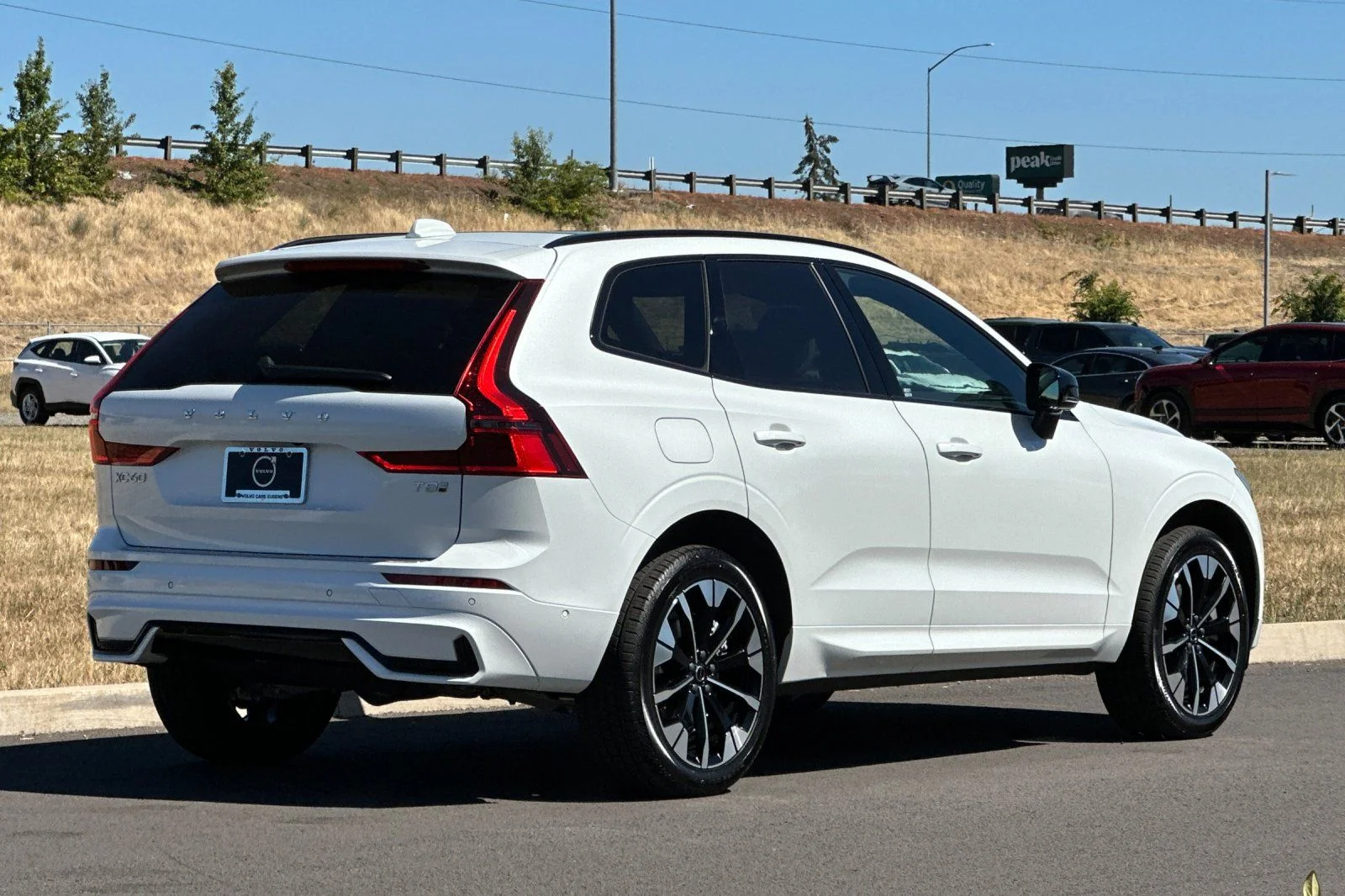 New 2026 Crystal White Volvo Plus image 3