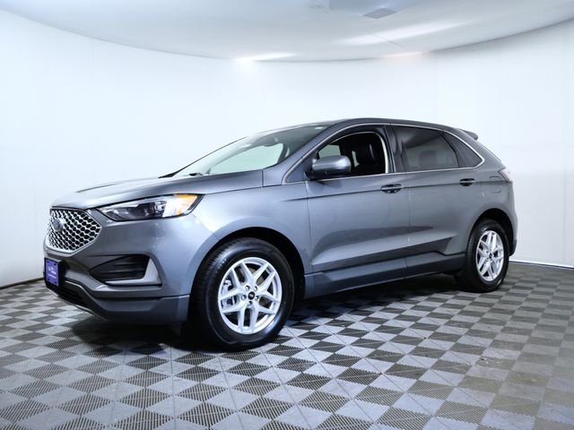 Certified Used 2024 Gray Ford SEL image 2