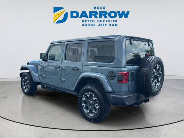 New 2026 Gray Jeep Sahara image 3