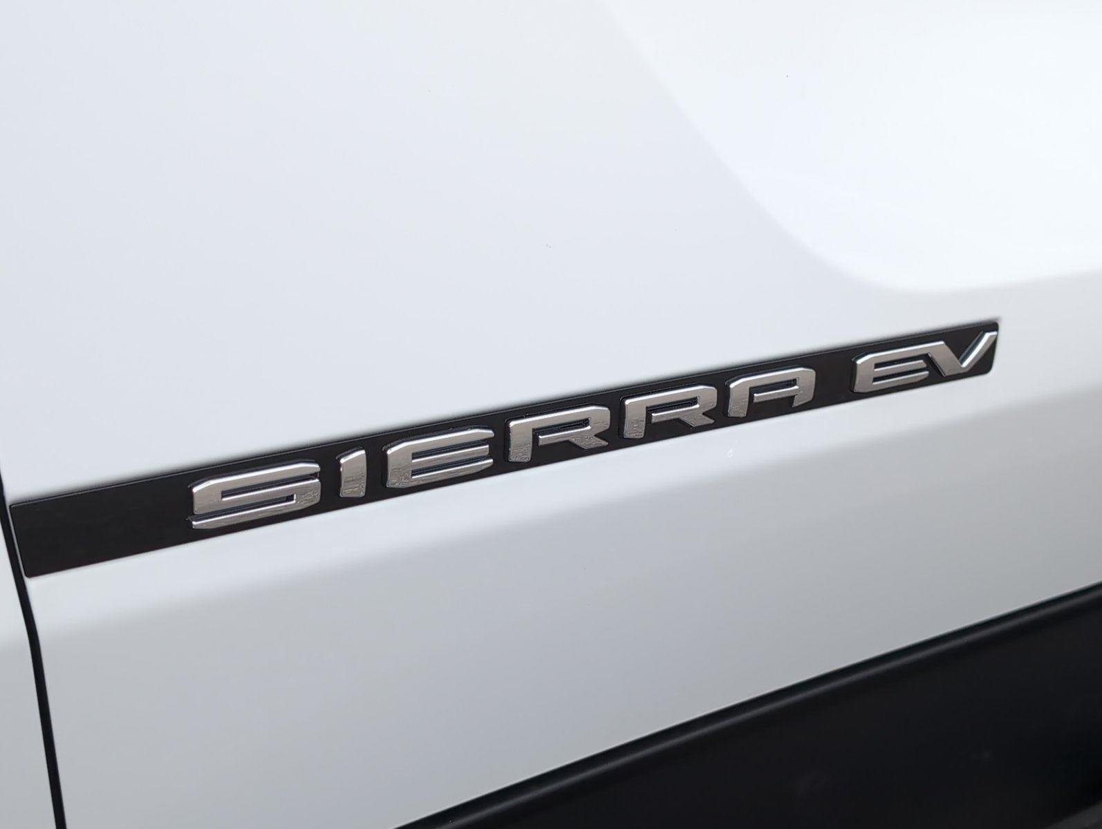 New 2026 Summit White GMC Elevation Standard Range image 27