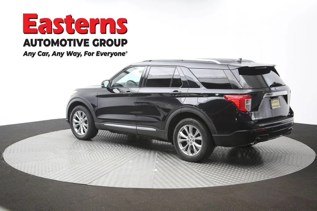 Used 2020 Black Ford Limited image 65