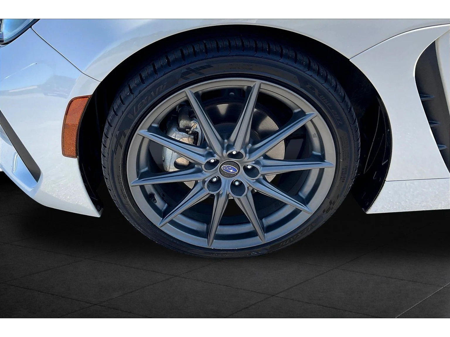 Used 2022 White Subaru Limited image 7