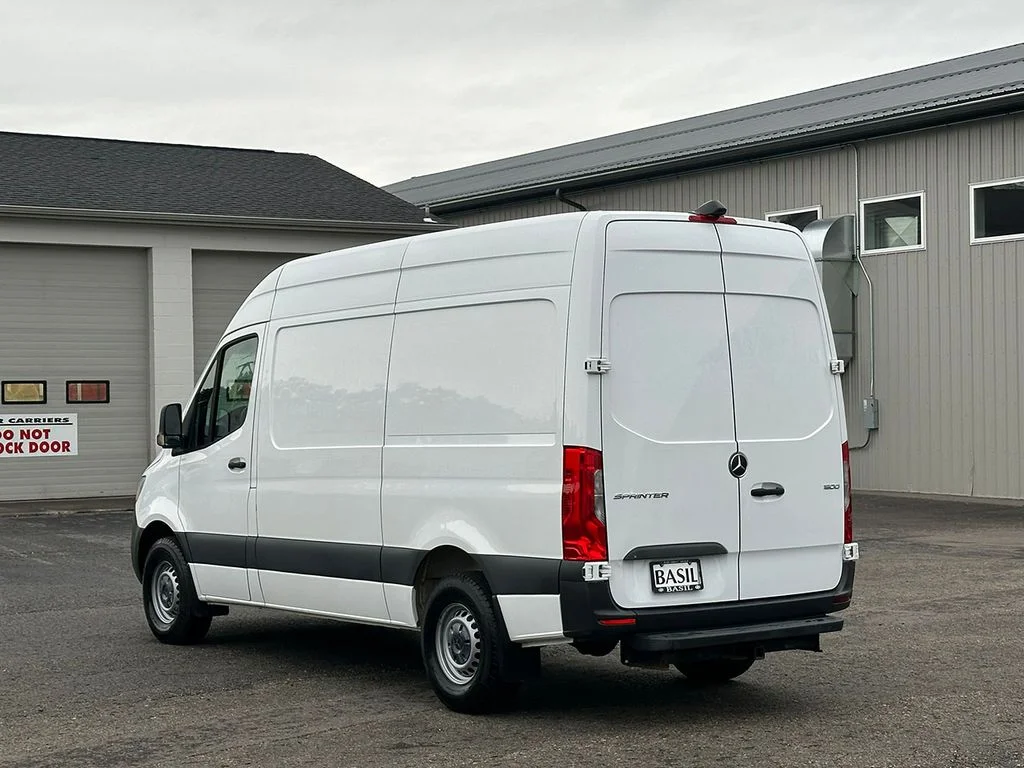 Used 2022  Mercedes-Benz Cargo Van 144 in. WB image 13