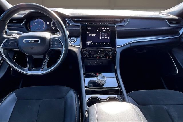 Used 2022 Black Jeep Altitude image 15