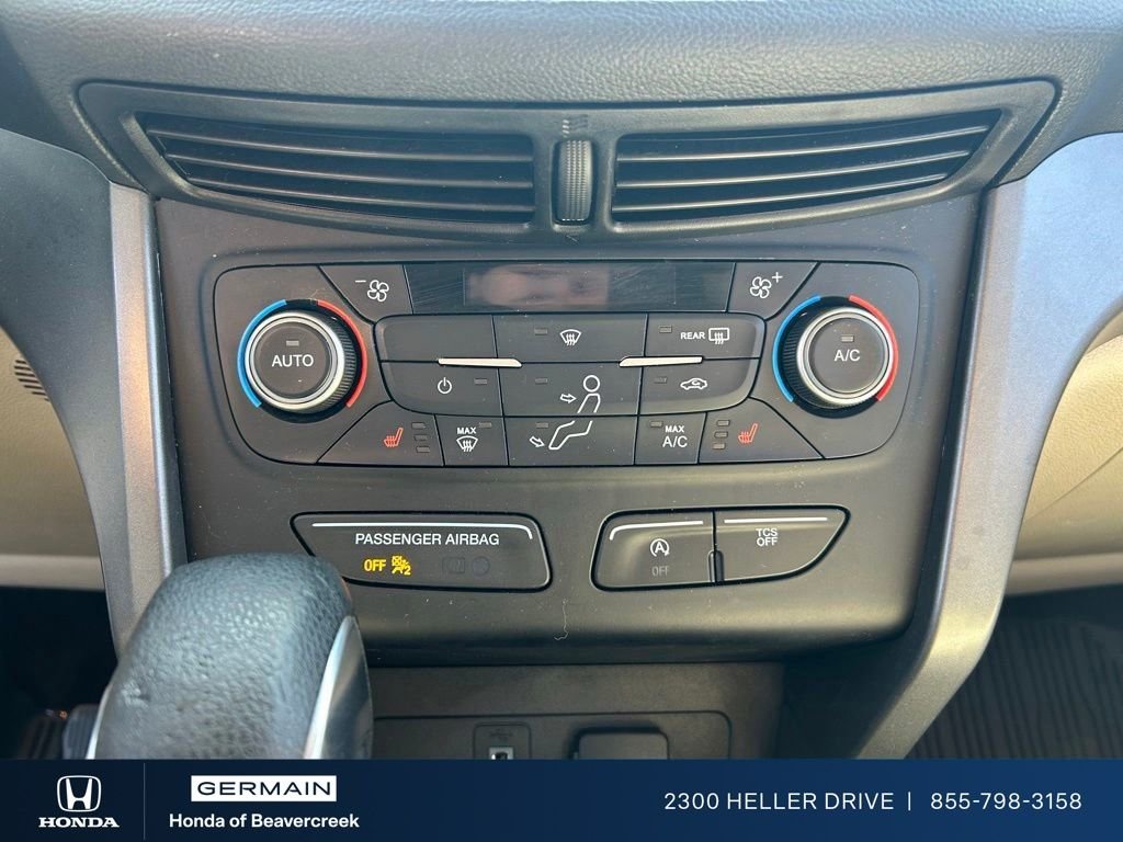 Used 2018 Oxford White Ford SE image 19