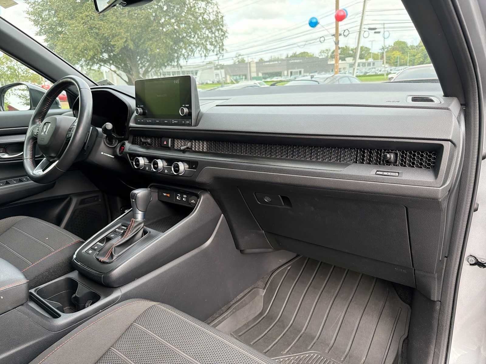 2025 Honda CR-V Sport - Photo 16