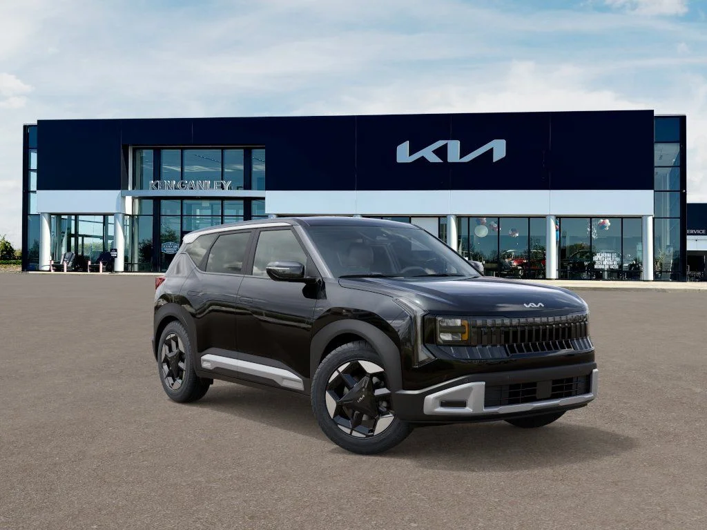 New 2027 Aurora Black Pearl Kia S image 8