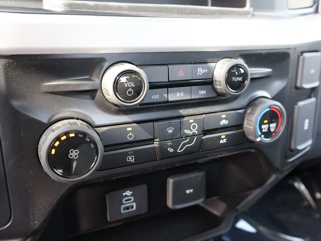 New 2026 Carbonized Gray Metallic Ford F-250® XL image 35