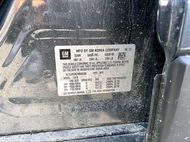 Used 2022 Gray Chevrolet LT image 9