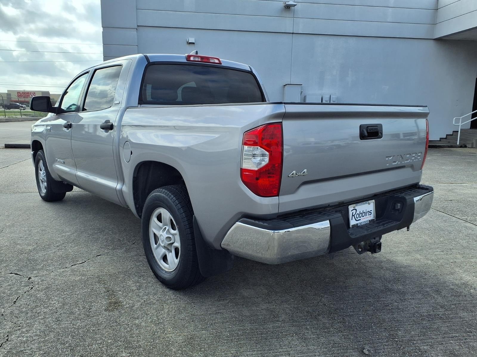 2021 Toyota Tundra 4WD SR5 - 6