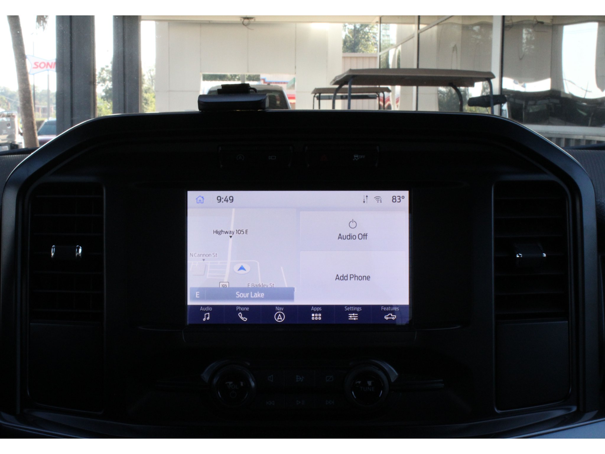 Used 2023 Oxford White Ford XL image 8