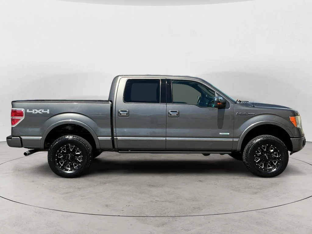 Used 2011 Gray Ford  image 4