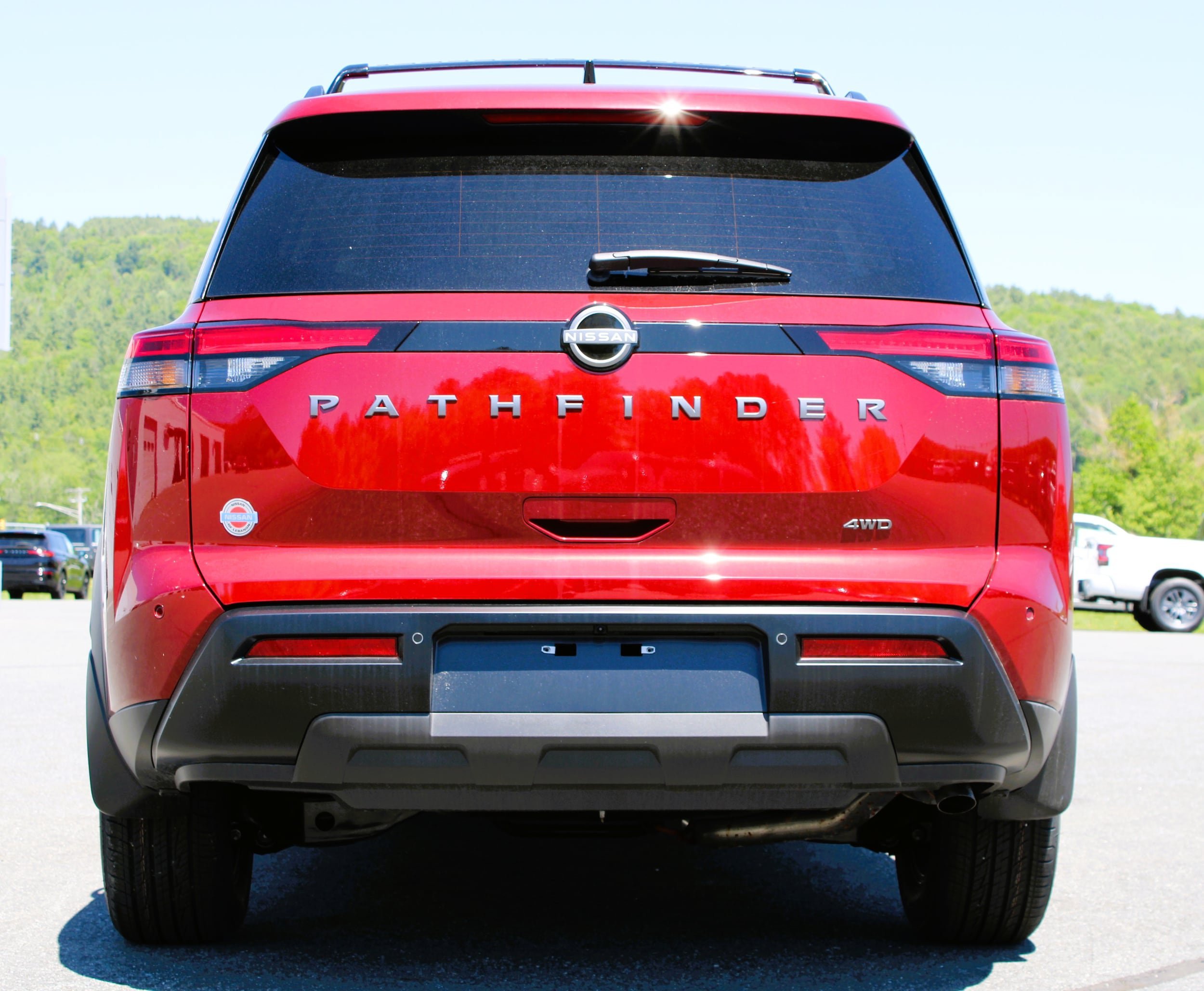 2026 Nissan Pathfinder SV - Photo 10