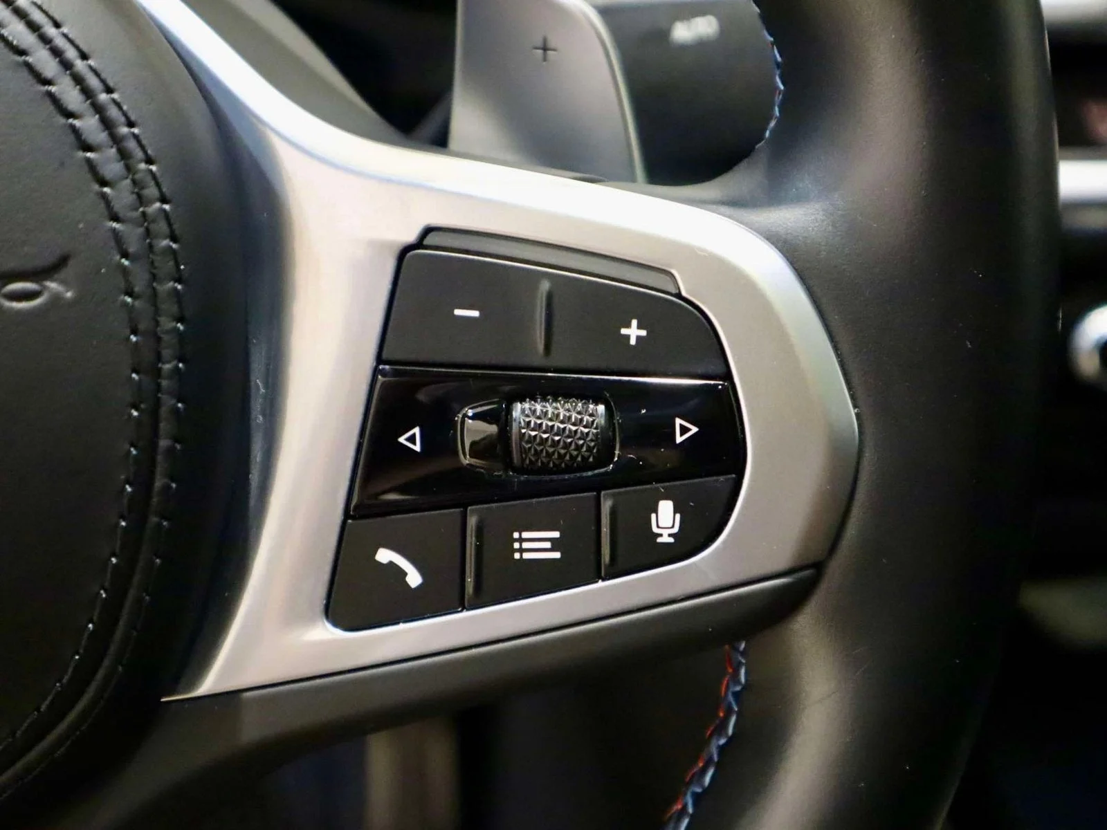 Used 2024 Brooklyn Grey Metallic BMW M40i image 32