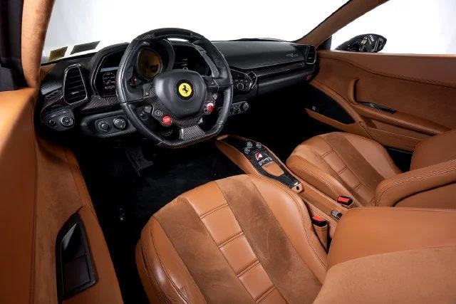 Certified Used 2012 Nero Ferrari  image 27