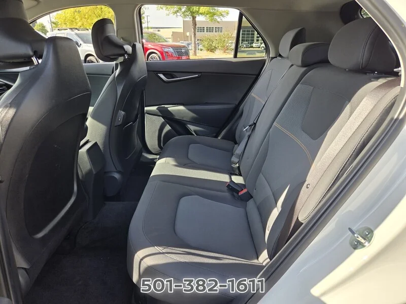 Used 2025 Snow White Pearl KIA LX FWD image 11