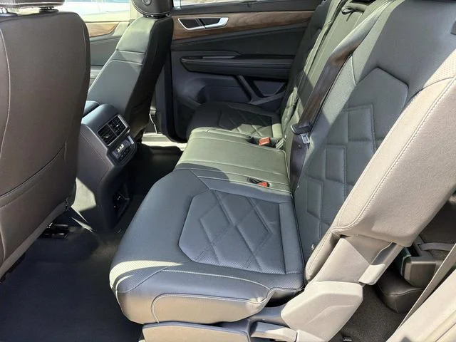 New 2026 Gray Volkswagen 2.0T SE w/Technology image 10