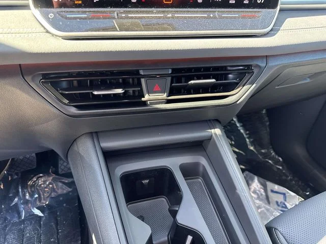 New 2026 White Volkswagen 2.0T SE image 24