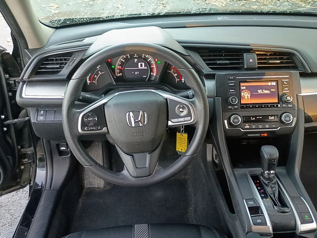 Used 2018 BLACK Honda LX image 11