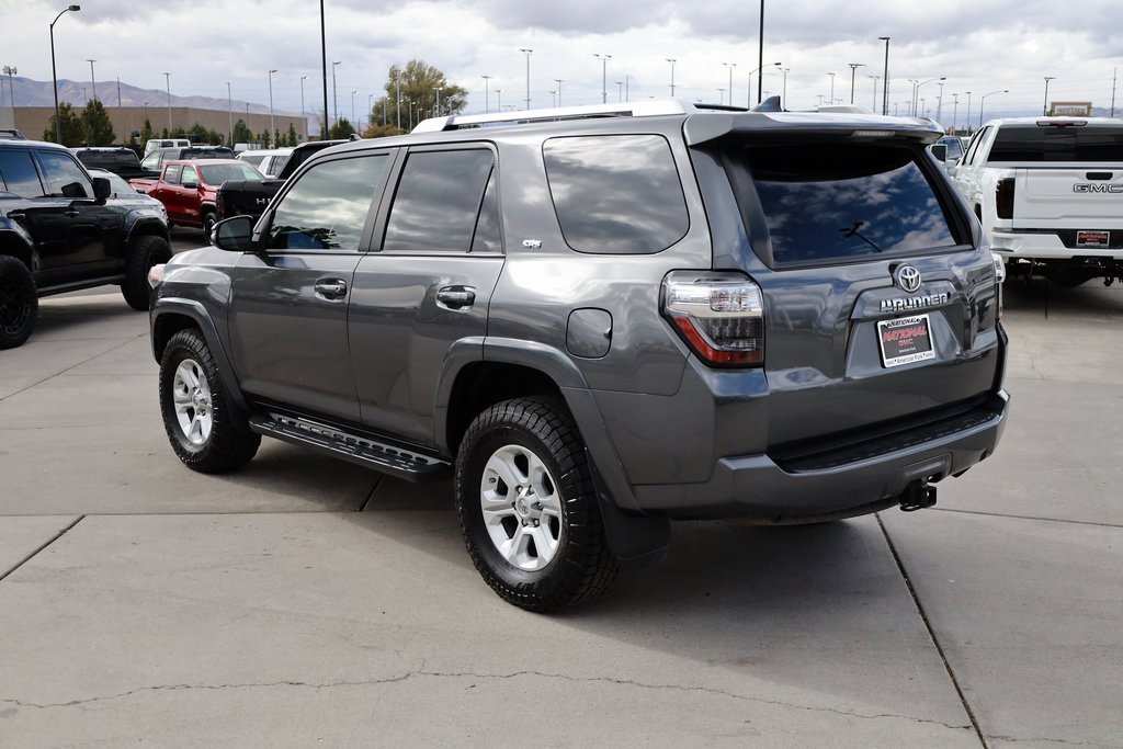 2018 Toyota 4Runner SR5 Premium photo 4