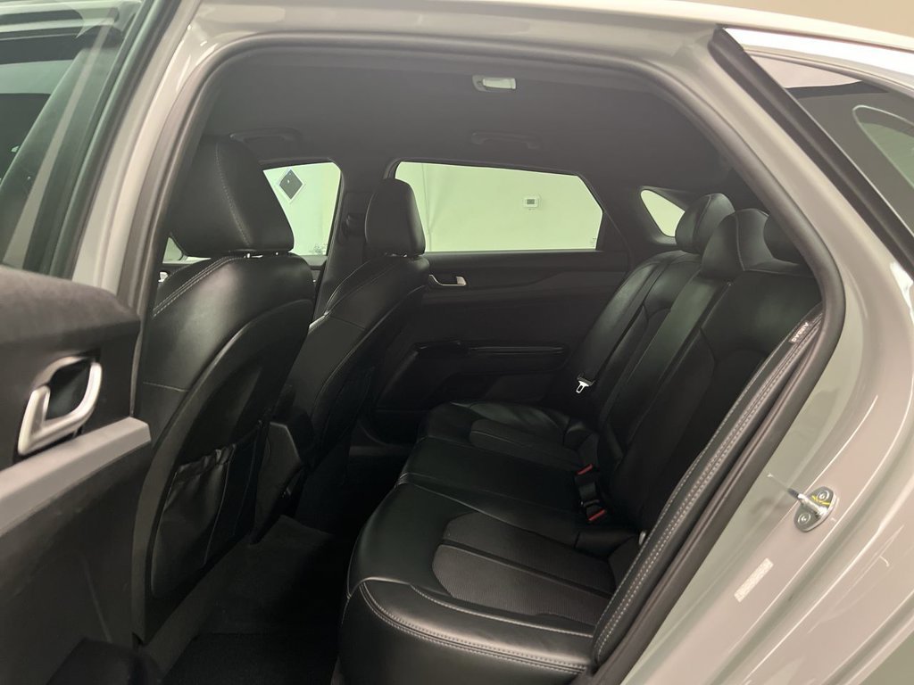 2023 Kia K5 GT-Line - Photo 23