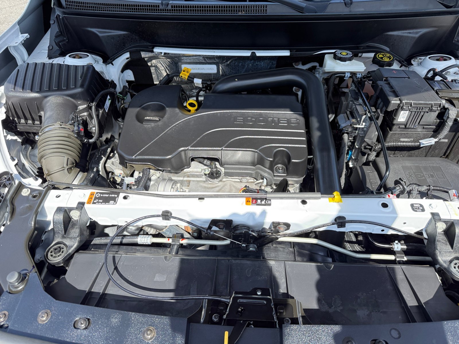 Used 2024 Summit White GMC SLE image 20