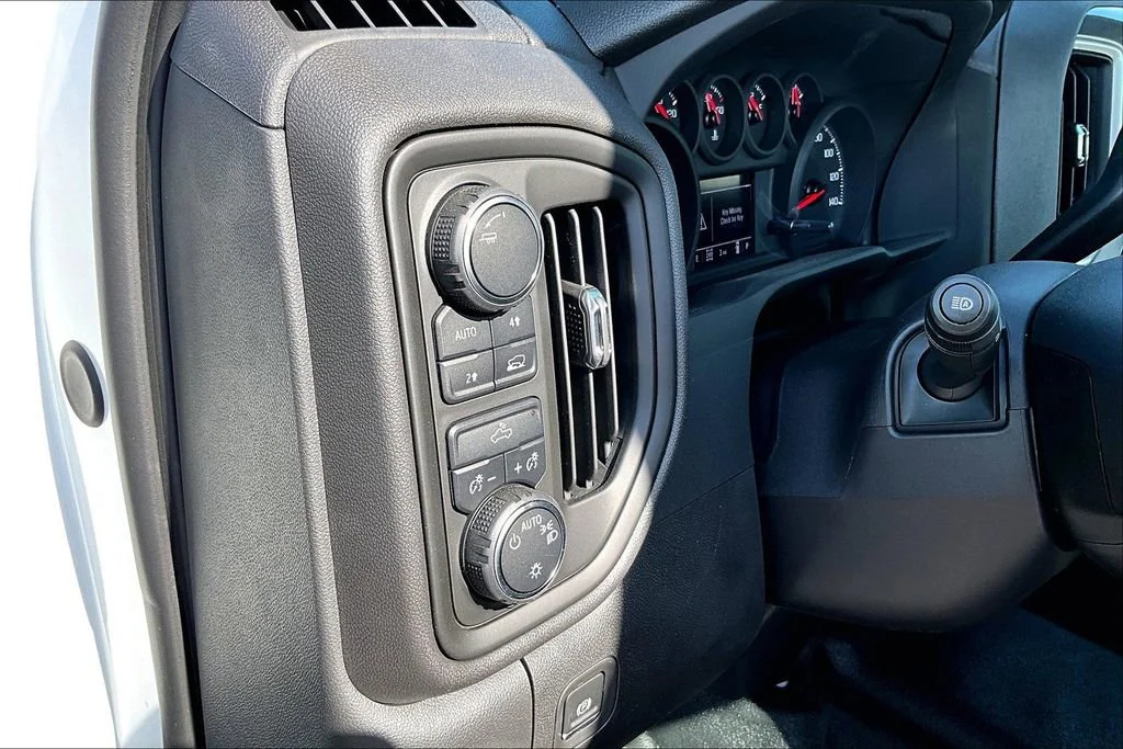2024 Chevrolet Silverado 1500 Work Truck - Photo 17