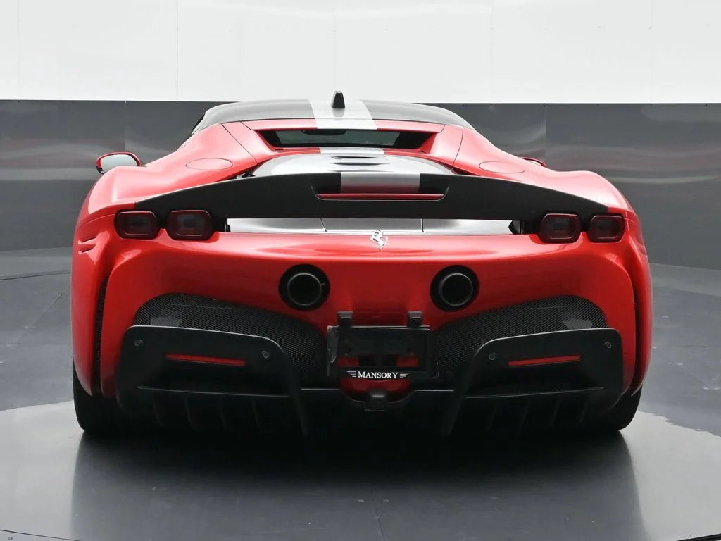 Used 2021  Ferrari Base image 7