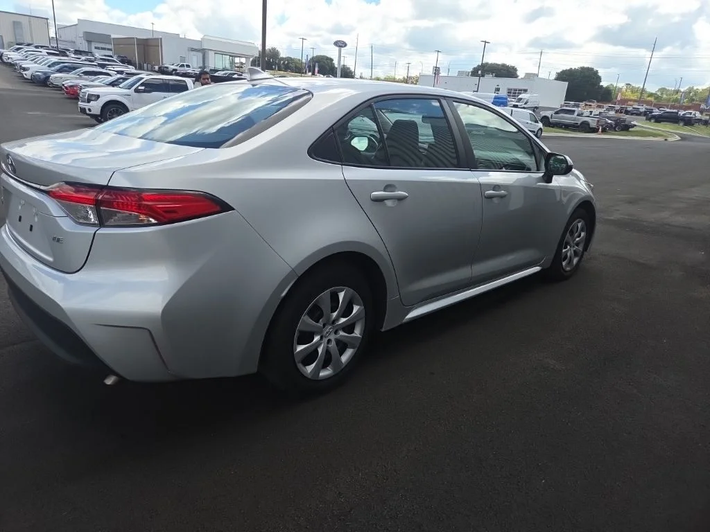 Used 2025 Silver Toyota LE image 14