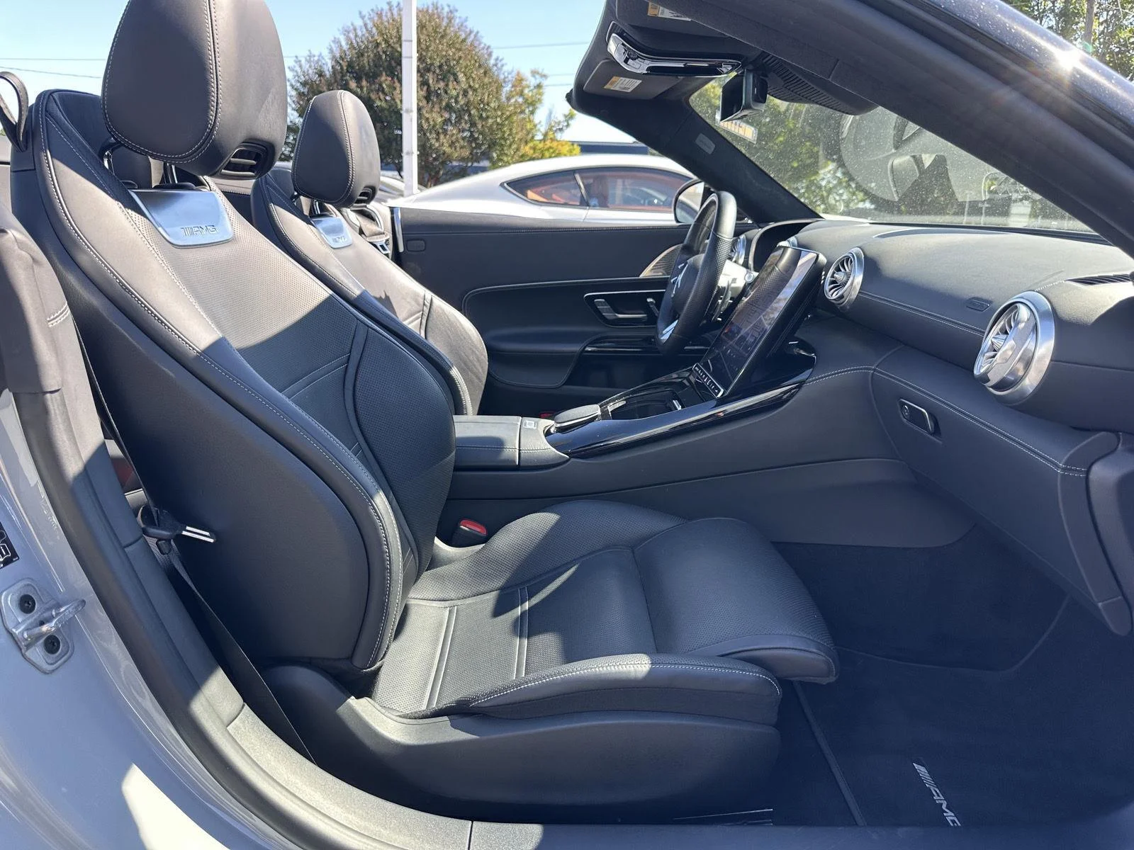 Used 2022 MANUFAKTUR Alpine Grey Mercedes-Benz AMG® SL 55 image 38