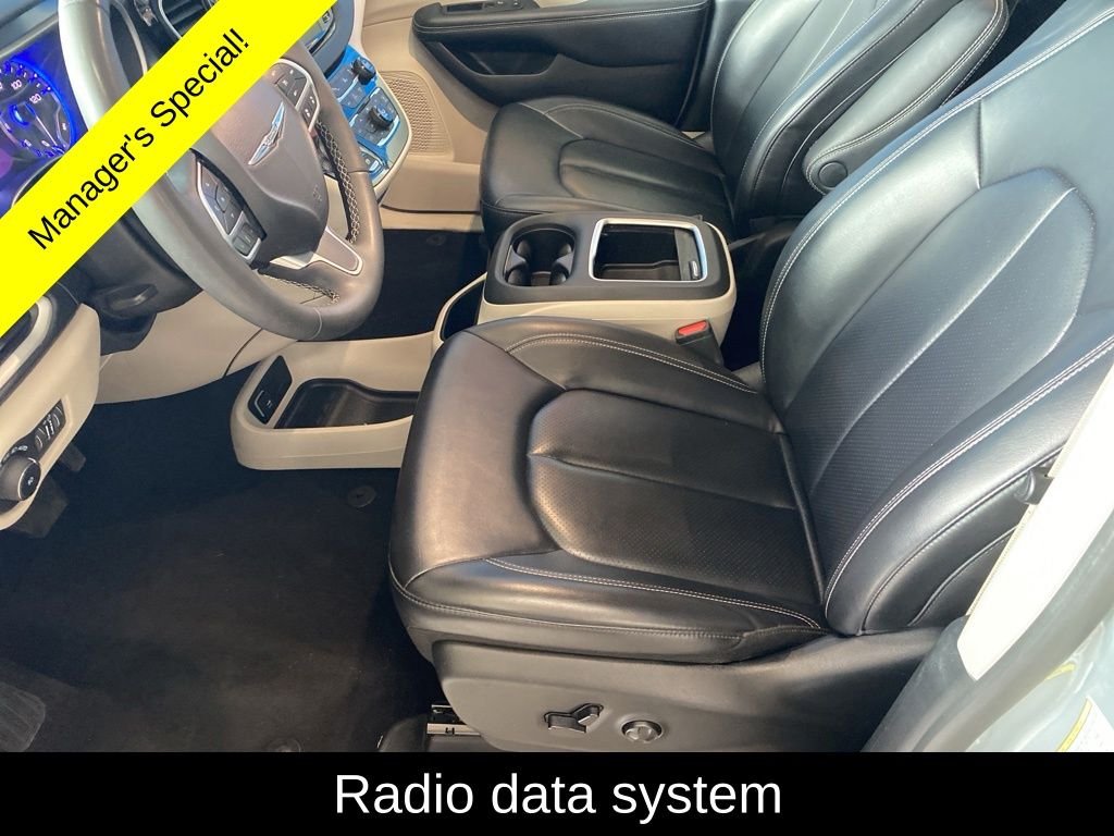 Used 2023 Silver Chrysler Touring L image 7