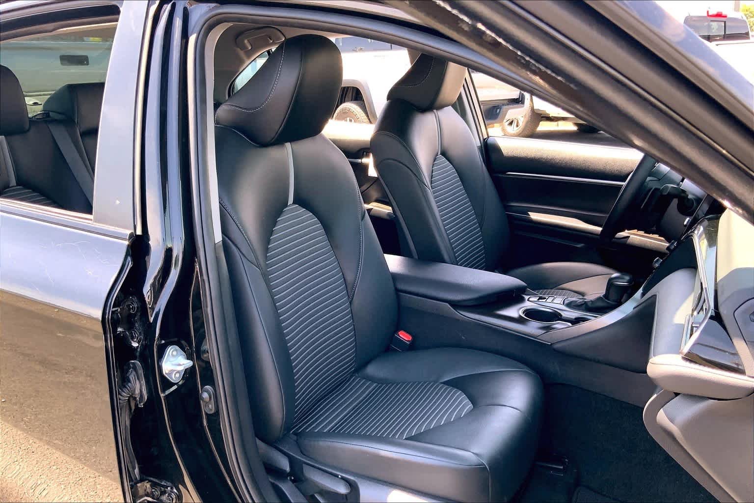 Used 2022 Midnight Black Metallic Toyota Hybrid Nightshade image 8