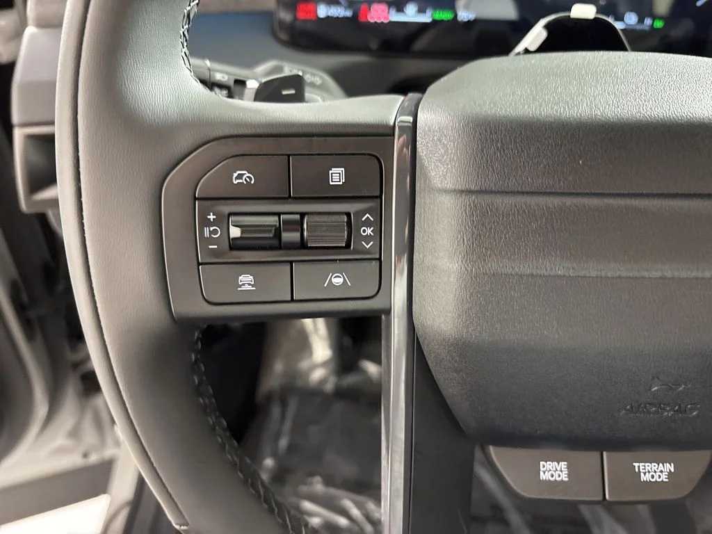 New 2027 Wolf Gray Kia X-LINE SX image 35