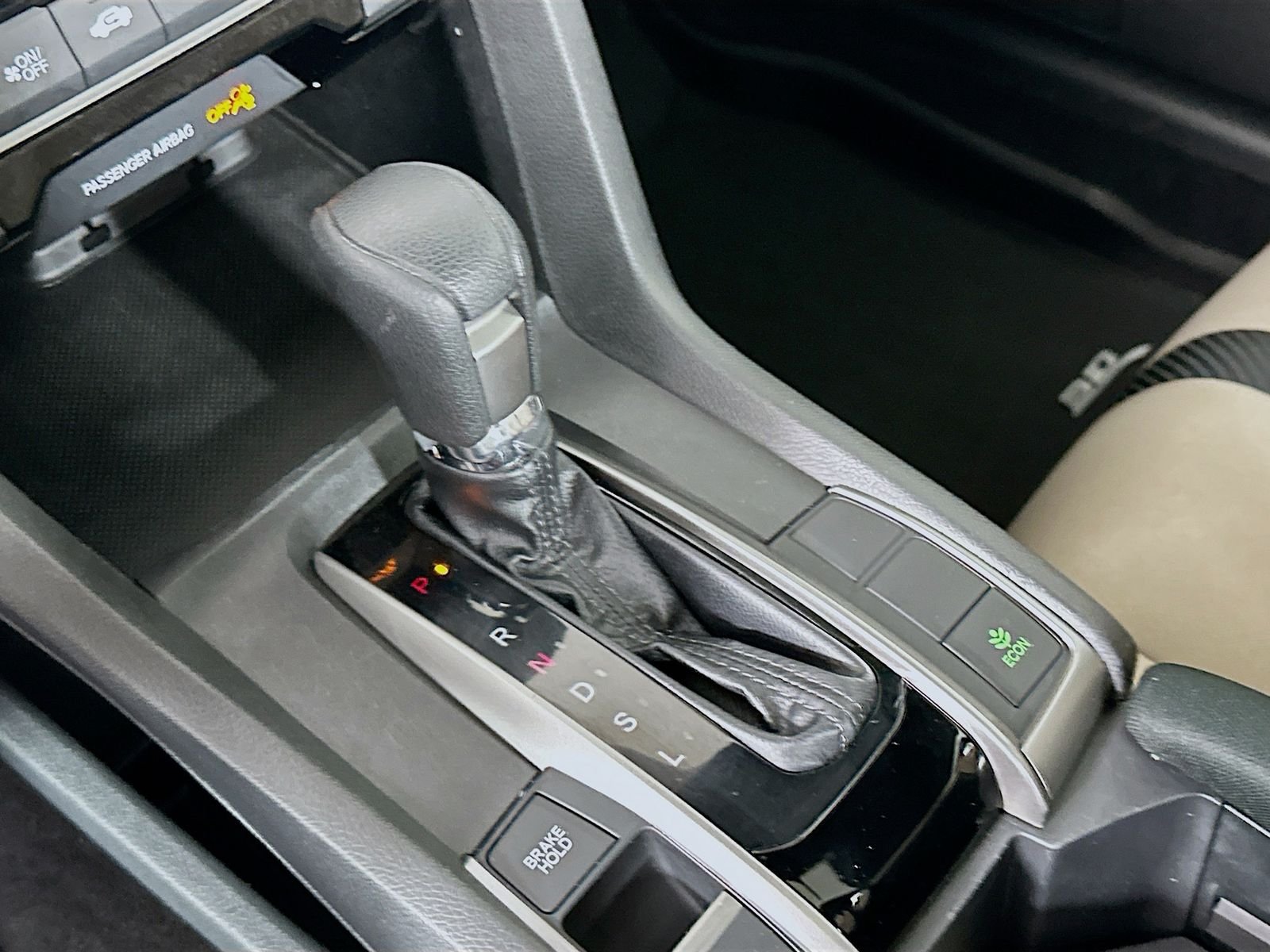 Used 2018 White Honda EX image 16