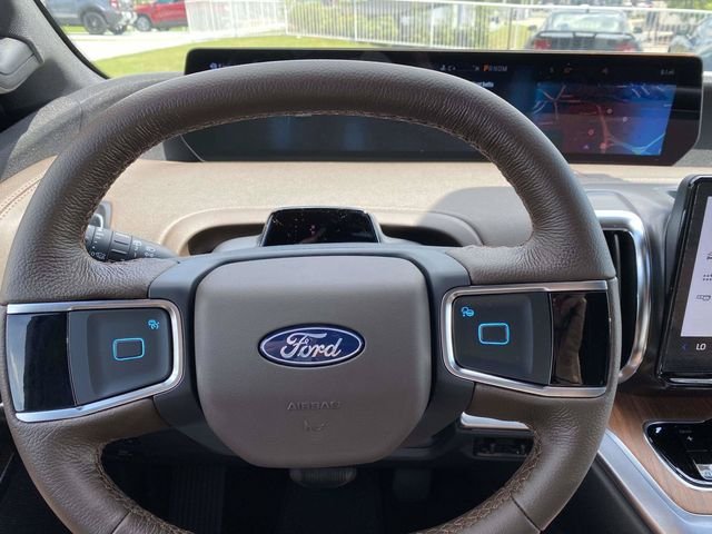 New 2026 Star White Metallic Tri-Coat Ford King Ranch image 19