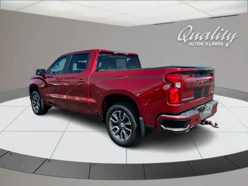 Used 2019 CAJUN RED TINTCOAT Chevrolet RST image 7