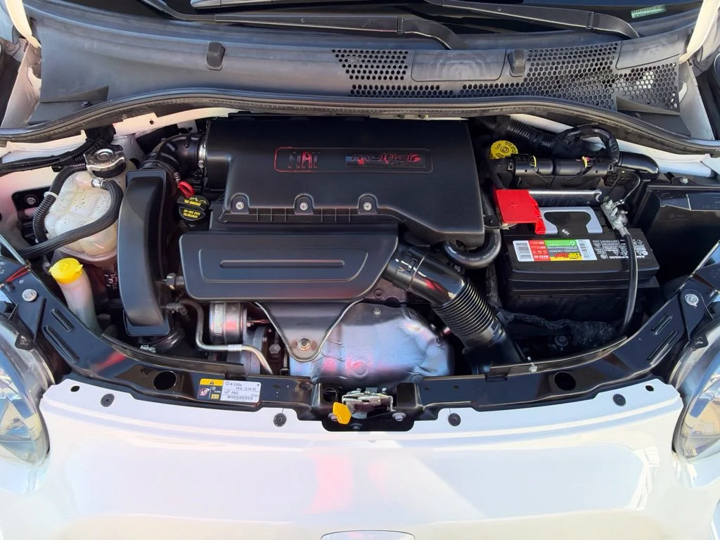 Used 2013 White FIAT Turbo image 18