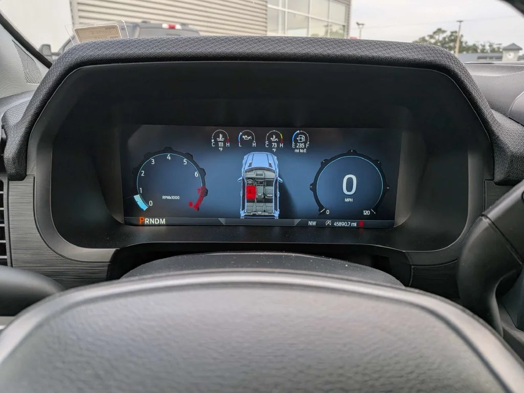Certified Used 2025 Oxford White Ford XLT image 26
