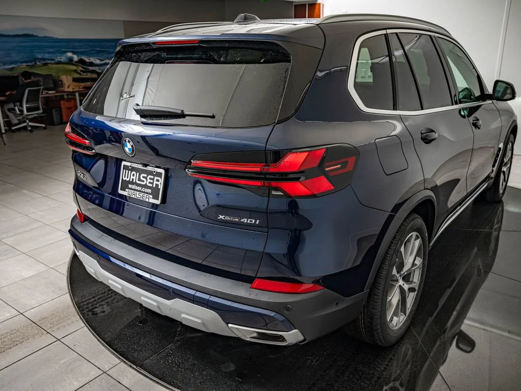 New 2026 Blue BMW xDrive40i image 15