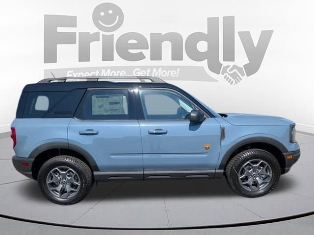 Used 2024 Gray Ford Badlands image 4
