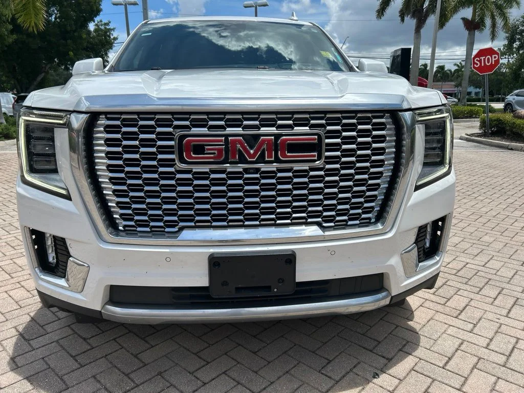 Used 2023 White GMC Denali image 8