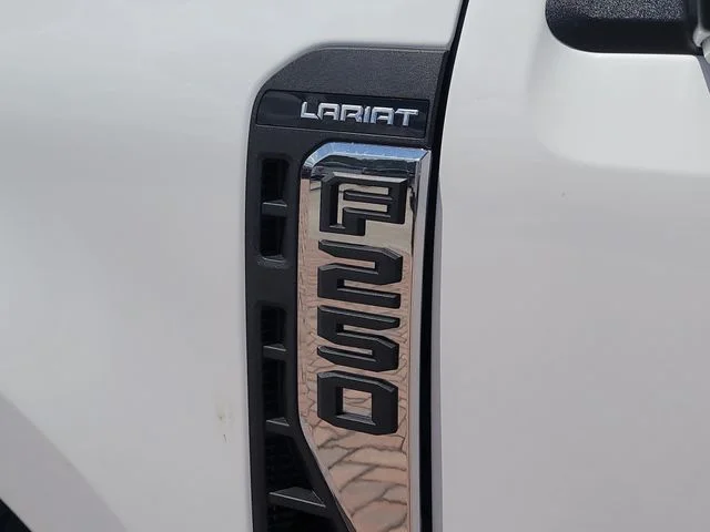 New 2026 Oxford White Ford Lariat image 9