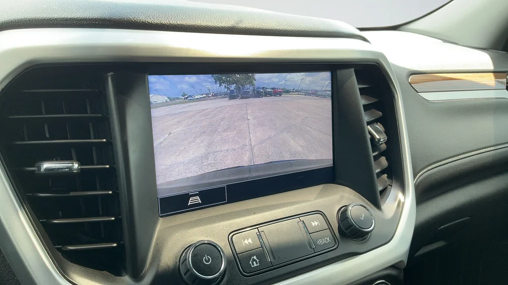 Used 2022 EBONY TWILIGHT METALLIC GMC SLE image 12