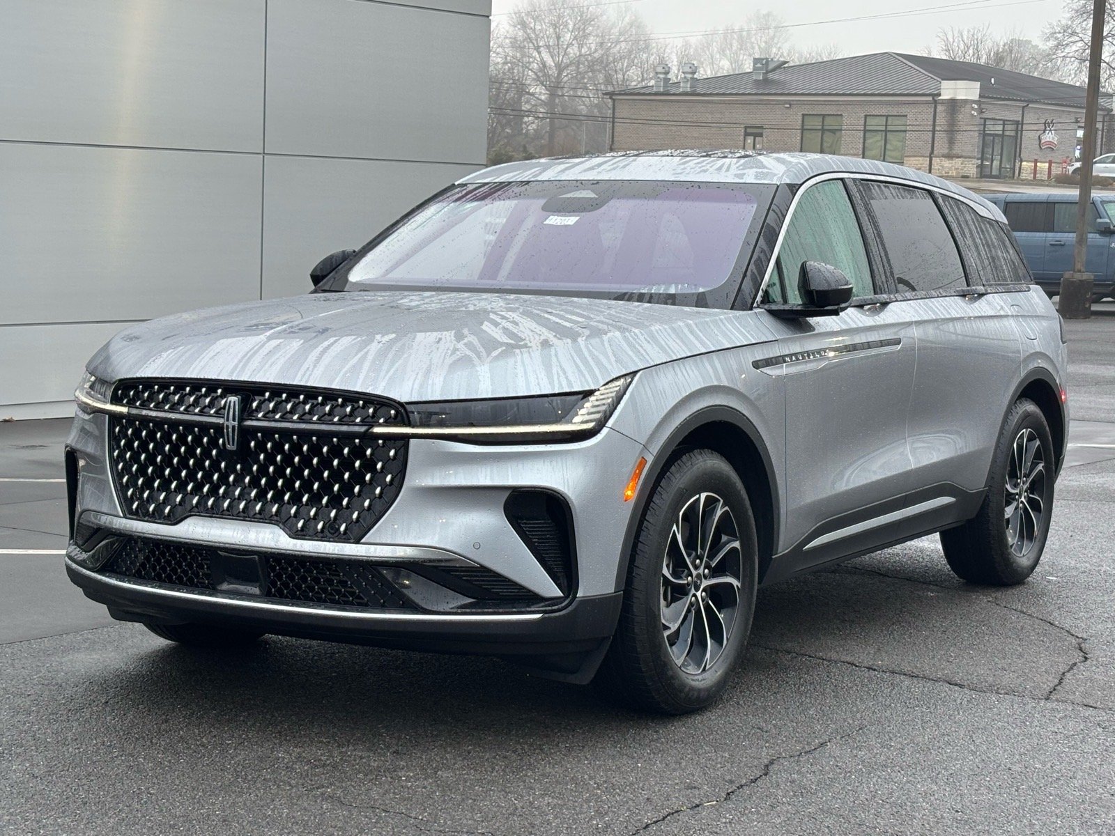 2025 Lincoln Nautilus Premiere AWD's photo