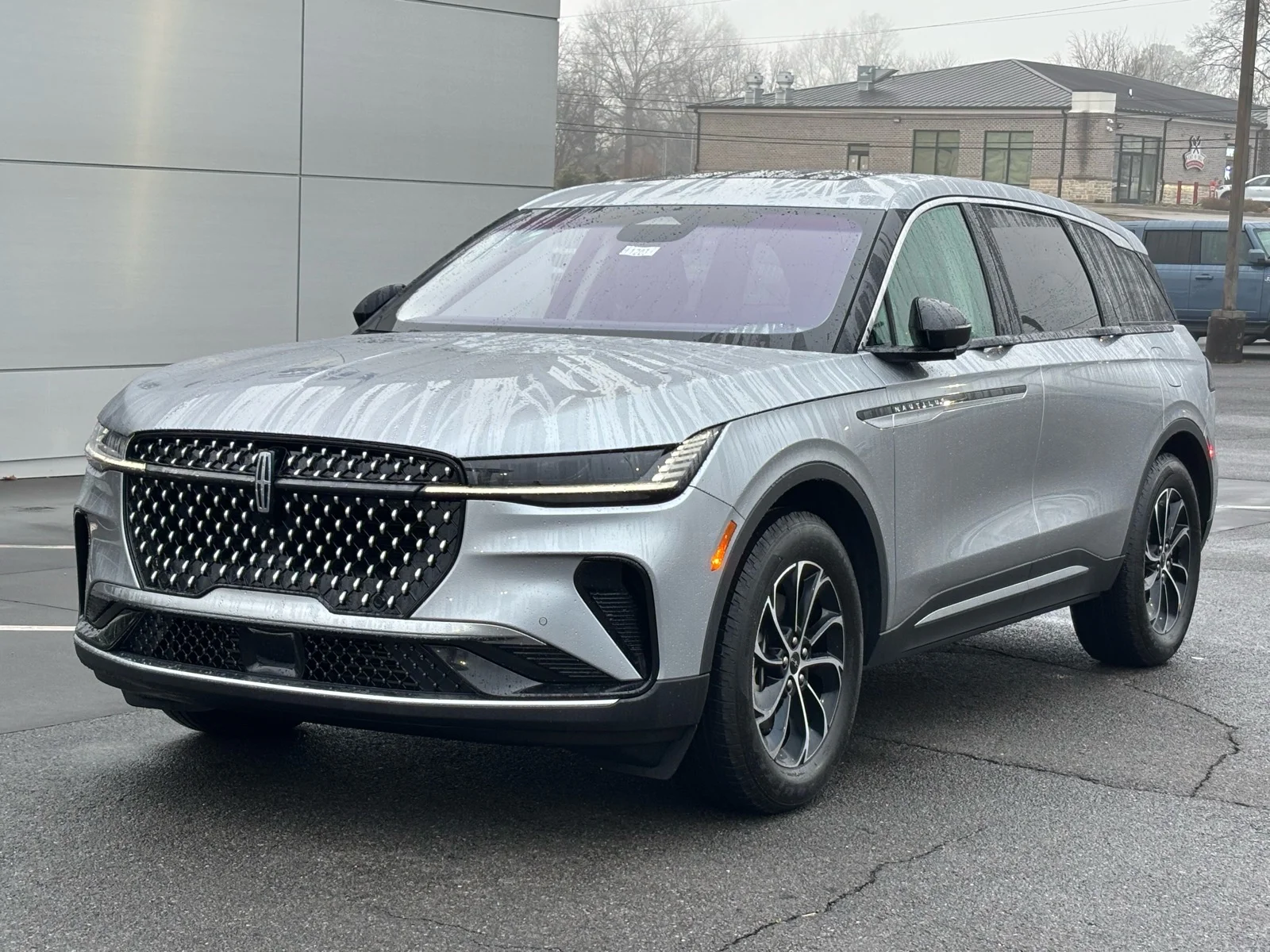 2025 Lincoln Nautilus Premiere AWD's photo