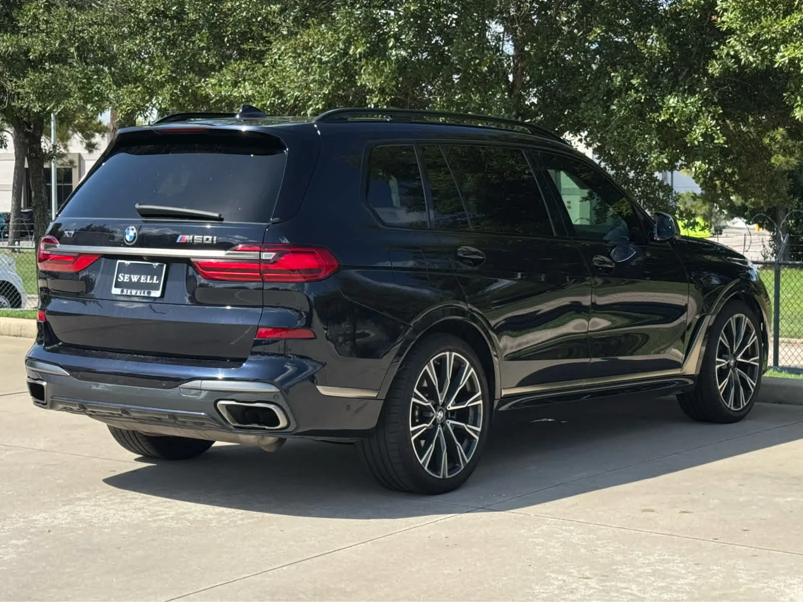 Used 2021 Carbon Black Metallic BMW M50i image 5