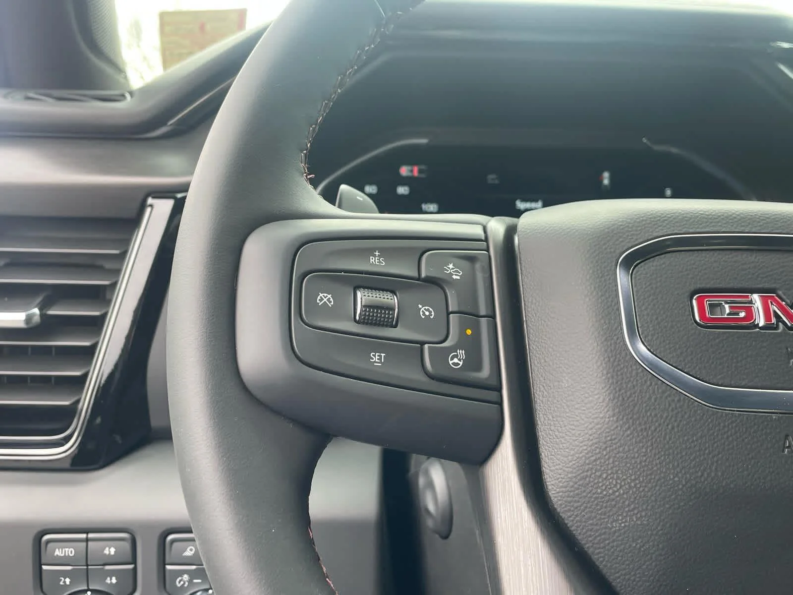2026 GMC Sierra 1500 AT4X - Photo 21