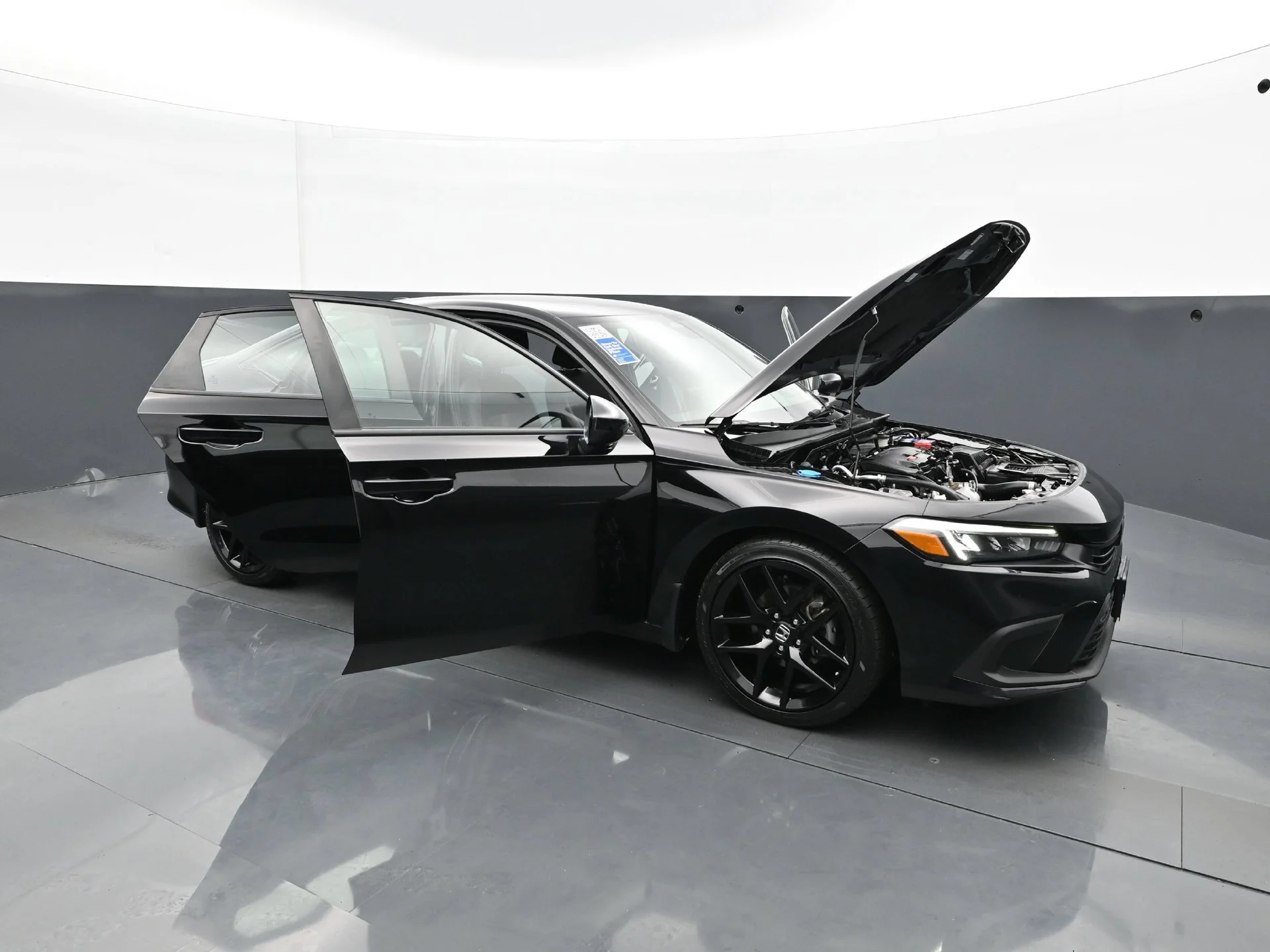Used 2024  Honda 4D SEDAN 2.0L SPORT AUTO image 38